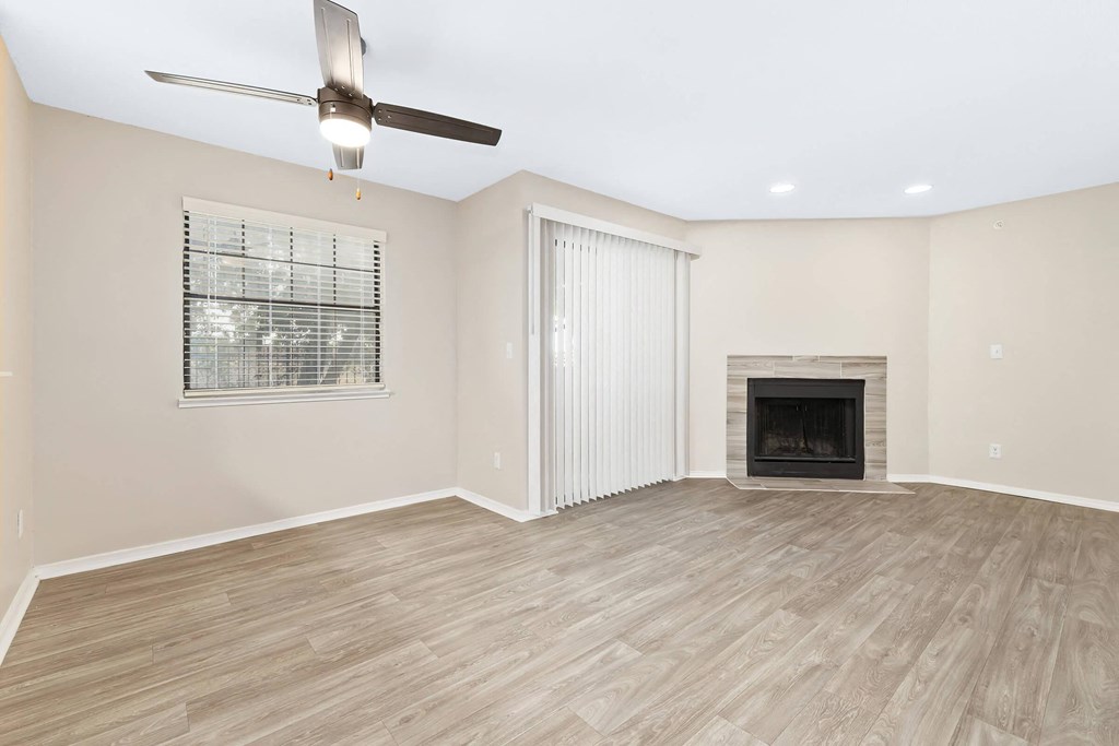 Tides On Timberglen Apartments, 3550 Timberglen Rd, Dallas, TX RentCafe